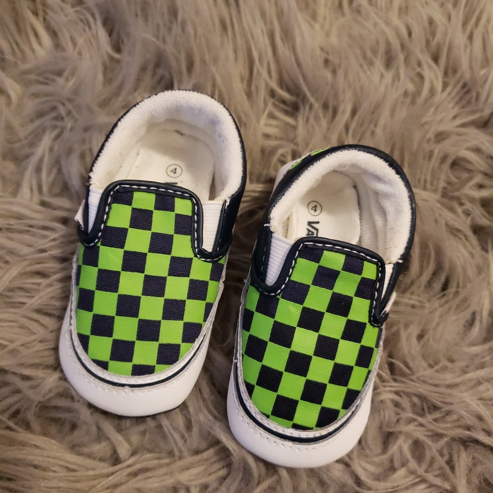 Green checkered Van's 4C